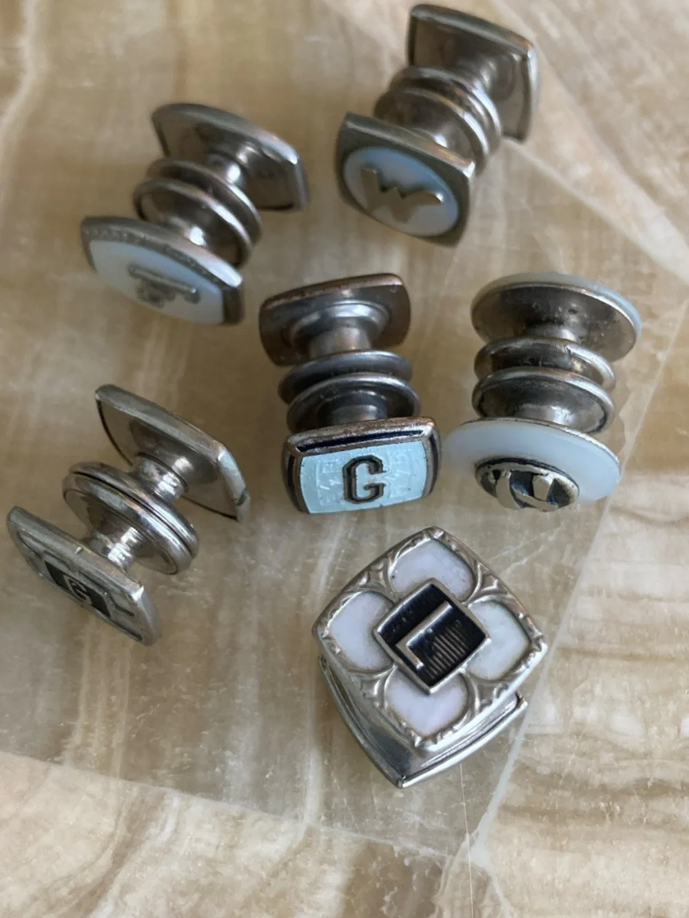 6 Vintage Baer & Wilde Kum-A-Part Cufflink Singles Initial Monogram Lot